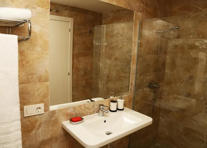 Turisticos Puente Portal 4 Bajo -a Salamanca